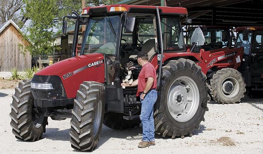 Farmall.jpg